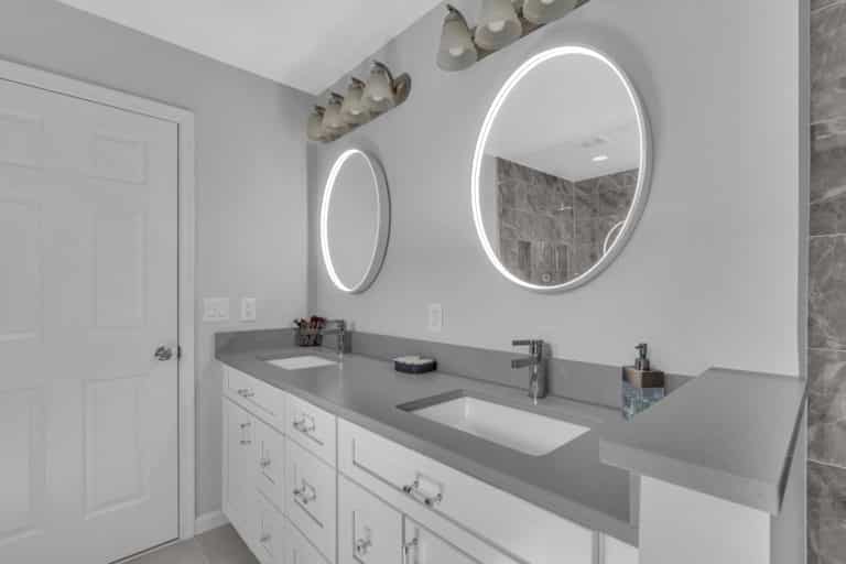 Luxurious bathroom with double-sink vanity