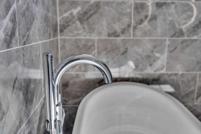 Luxurious bathroom with tub