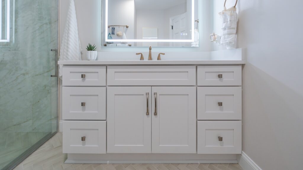 White bathroom in Bumpass VA with white shaker vanity
