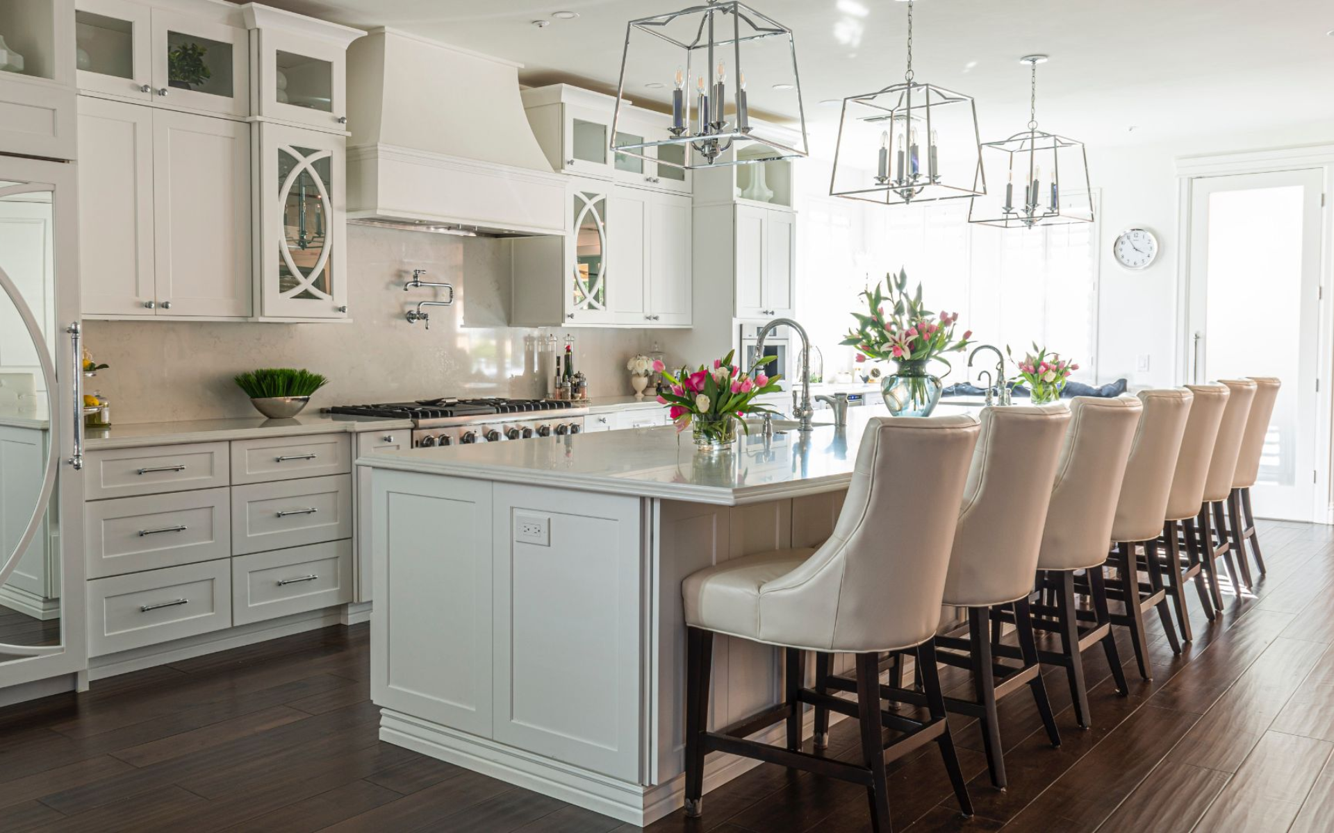 Farmhouse style kitchen with white shaker cabinets