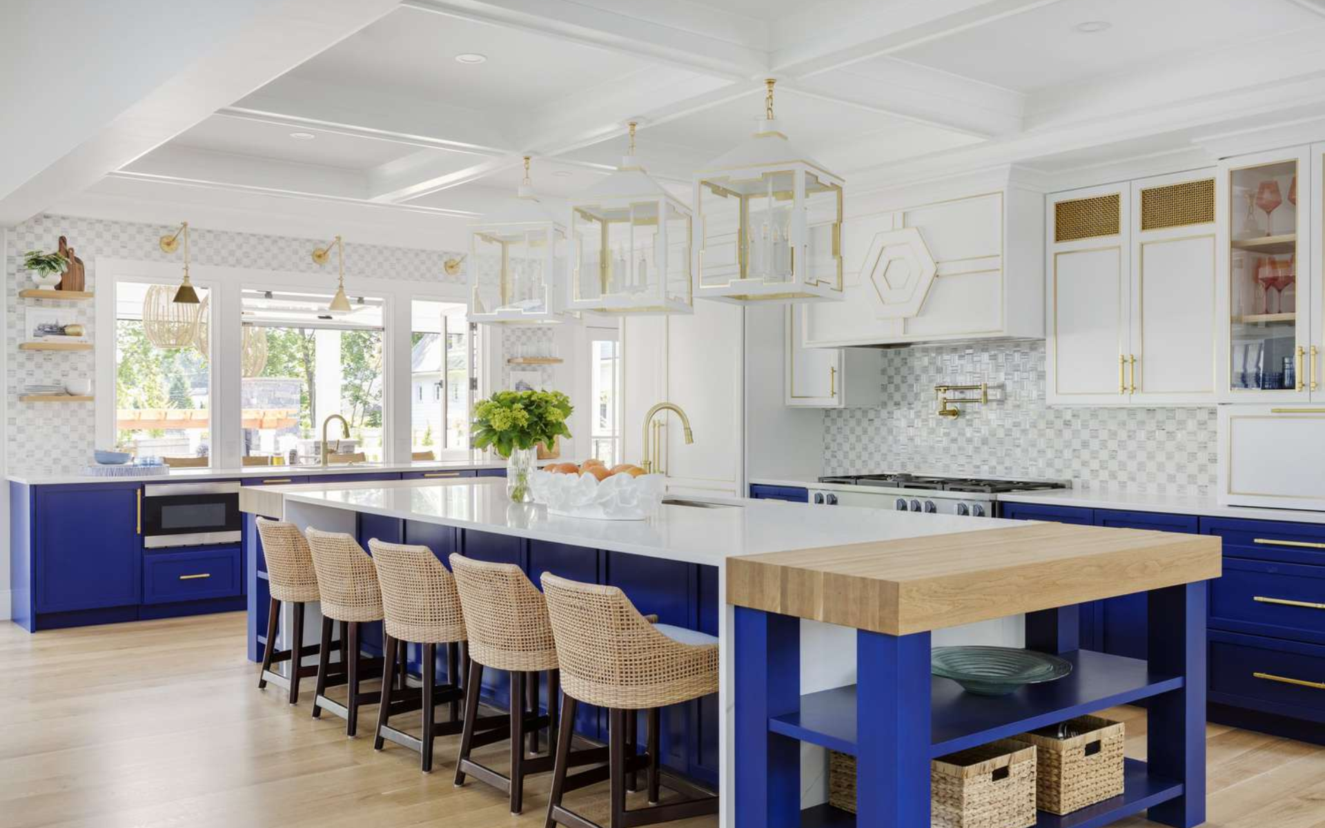 2-toned kitchen with royal blue and white cabinets
