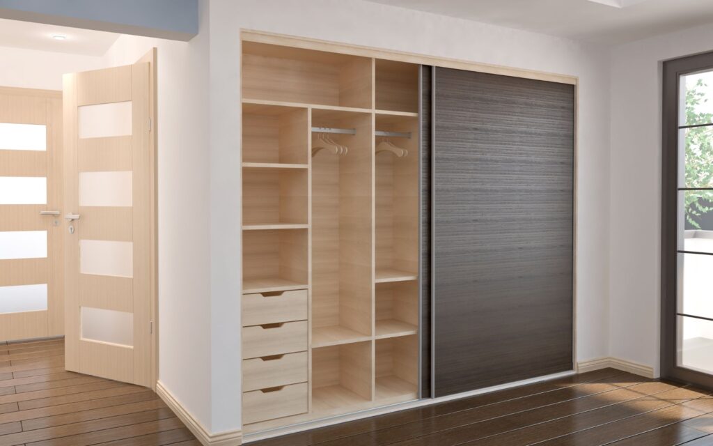 Closet Door Options: Sliding, Swinging, or No Door at All?