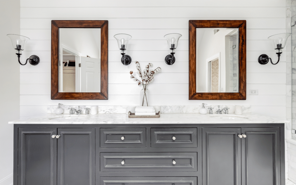 Elegant bathroom vanity in gray